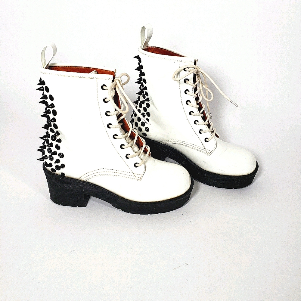 Spiked combat Boots 6.5